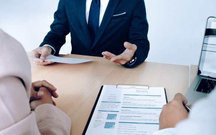Advice And Tips To Prepare For Your First Job Interview